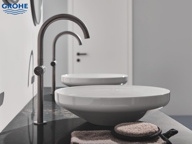 thiet-ke-sang-trong-va-tinh-te-cua-lavabo-dat-ban-grohe